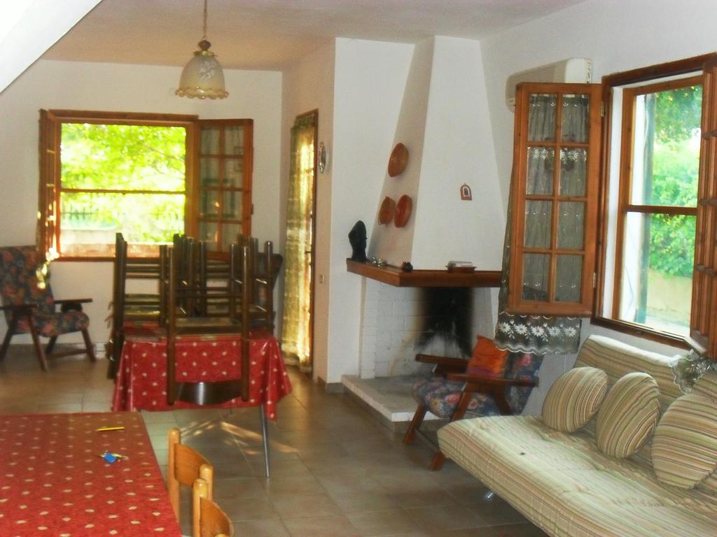 Casa Vacanze Gardenia Solanas  Exteriör bild